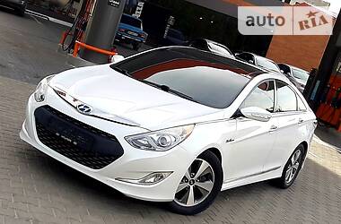 Hyundai Sonata 2011
