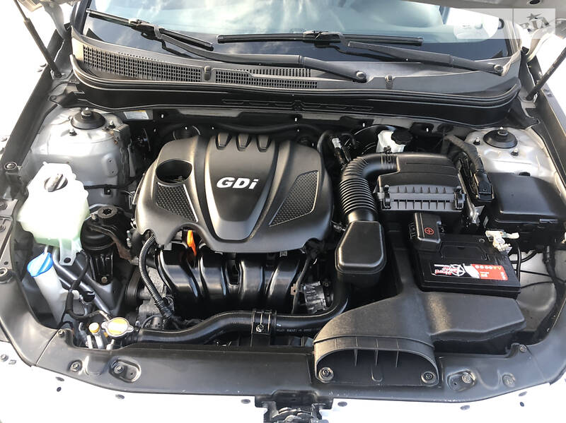 Седан Hyundai Sonata 2010 в Києві