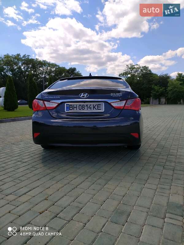 Седан Hyundai Sonata 2014 в Білгороді-Дністровському