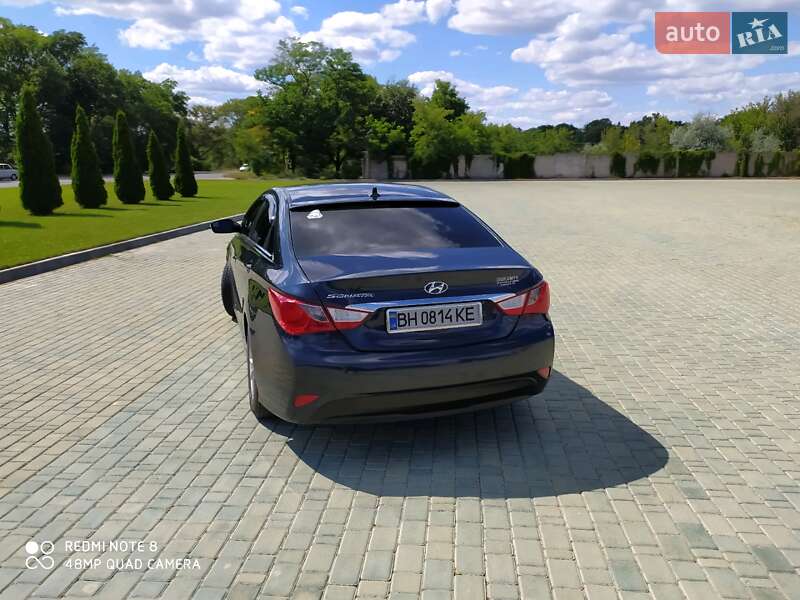 Седан Hyundai Sonata 2014 в Білгороді-Дністровському