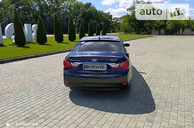 Седан Hyundai Sonata 2014 в Білгороді-Дністровському