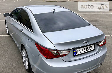 Седан Hyundai Sonata 2013 в Киеве