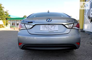 Седан Hyundai Sonata 2014 в Львове