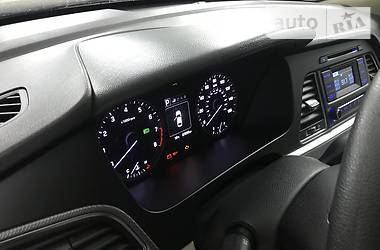 Седан Hyundai Sonata 2015 в Стрые