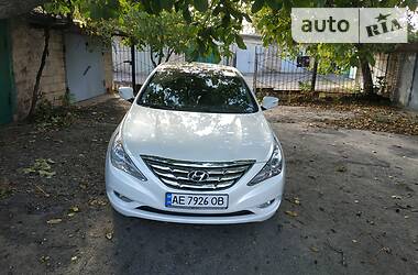 Hyundai Sonata 2010