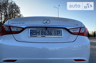 Седан Hyundai Sonata 2014 в Одессе