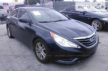 Hyundai Sonata 2011