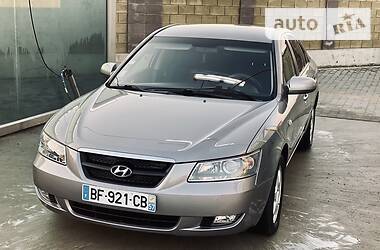 Седан Hyundai Sonata 2010 в Дубно