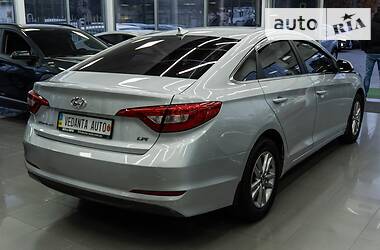 Седан Hyundai Sonata 2015 в Одессе