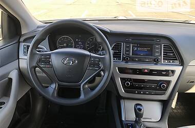 Седан Hyundai Sonata 2015 в Черновцах