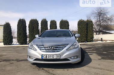 Седан Hyundai Sonata 2010 в Умани