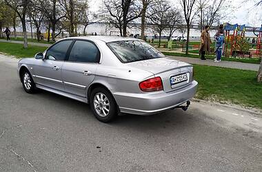 Седан Hyundai Sonata 2004 в Иршаве