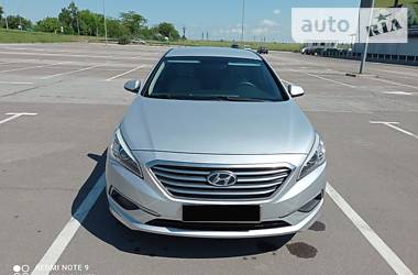 Седан Hyundai Sonata 2016 в Бердянске