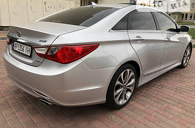 Седан Hyundai Sonata 2013 в Мелитополе