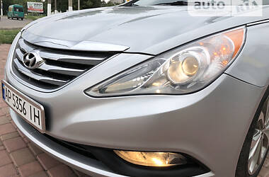 Седан Hyundai Sonata 2013 в Мелитополе