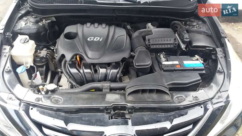 Седан Hyundai Sonata 2013 в Благовіщенську фото 17 Седан Hyundai Sonata 2013 в Благовіщенську