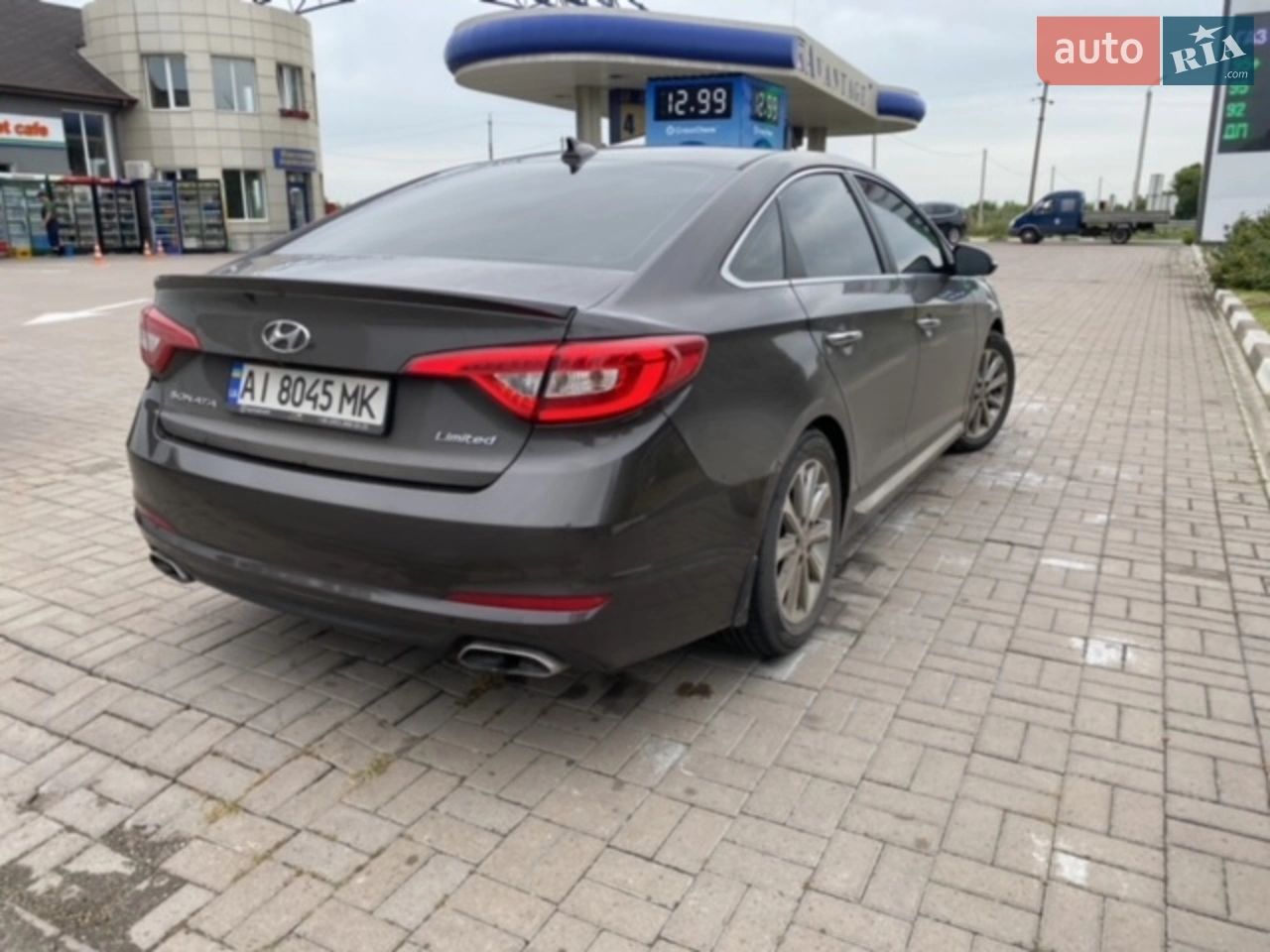 2017 Hyundai Sonata - мініатюра 15
