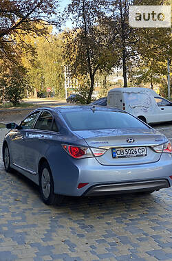 Седан Hyundai Sonata 2013 в Чернігові