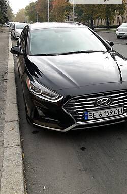 Седан Hyundai Sonata 2017 в Николаеве