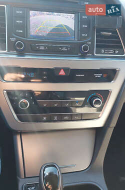 Седан Hyundai Sonata 2015 в 