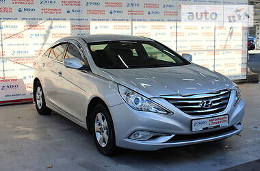 Седан Hyundai Sonata 2015 в Киеве