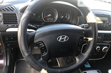 Седан Hyundai Sonata 2007 в Чернівцях