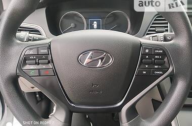 Седан Hyundai Sonata 2014 в Ужгороде