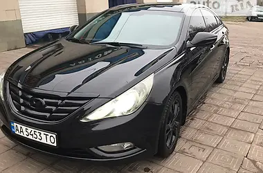 Hyundai Sonata 2010