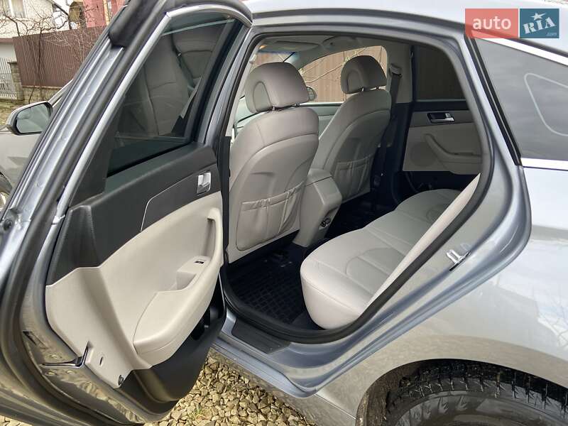 Седан Hyundai Sonata 2016 в Долине