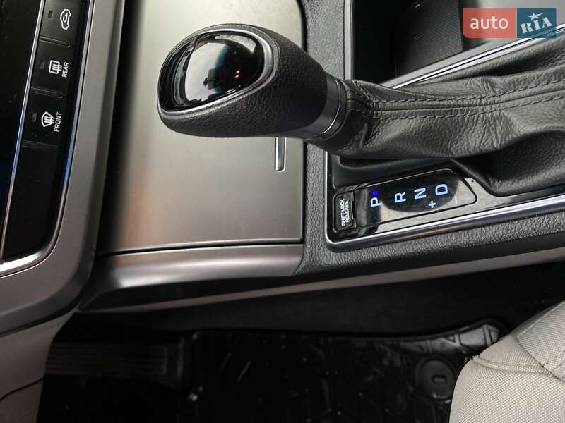 Седан Hyundai Sonata 2016 в Долине