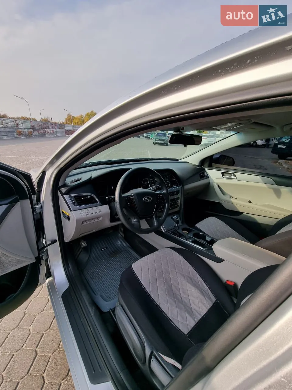 2017 Hyundai Sonata - мініатюра 9