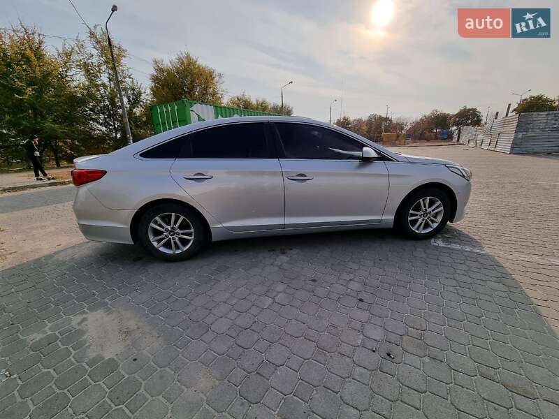 Седан Hyundai Sonata 2017 в Запоріжжі