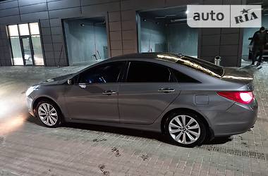 Hyundai Sonata 2013