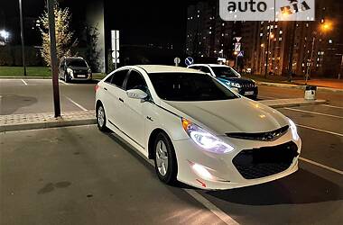 Hyundai Sonata 2012