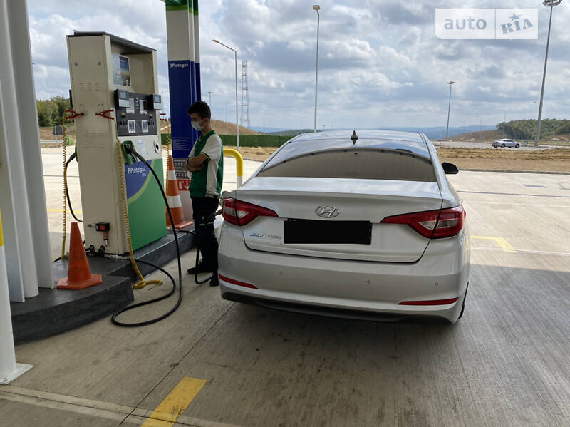 Седан Hyundai Sonata 2015 в Киеве