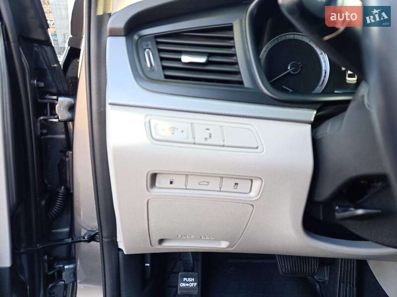 Седан Hyundai Sonata 2017 в Житомире