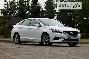 Седан Hyundai Sonata 2016 в Сарнах