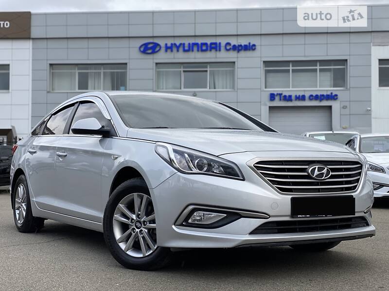 Седан Hyundai Sonata 2016 в Киеве