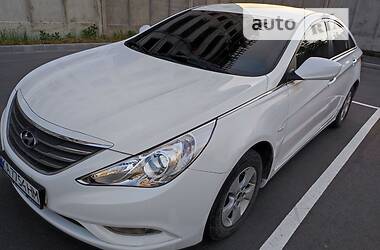 Hyundai Sonata 2011