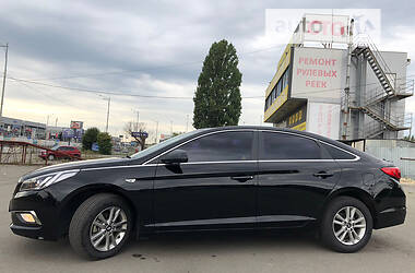 Седан Hyundai Sonata 2015 в 