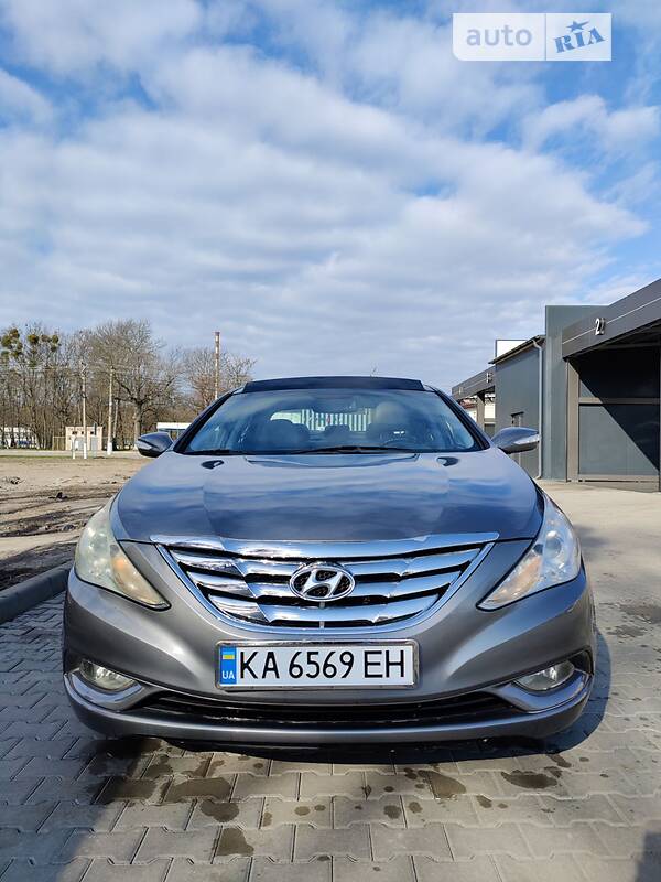 Седан Hyundai Sonata 2012 в Яготині