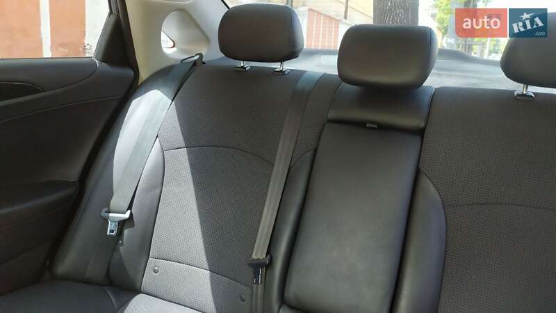 Седан Hyundai Sonata 2014 в Львове фото 16 Седан Hyundai Sonata 2014 в Львове