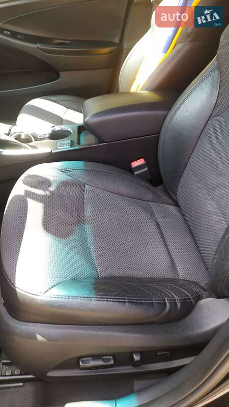 Седан Hyundai Sonata 2014 в Львове фото 18 Седан Hyundai Sonata 2014 в Львове