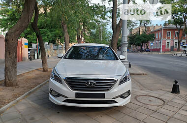 Седан Hyundai Sonata 2016 в Одессе