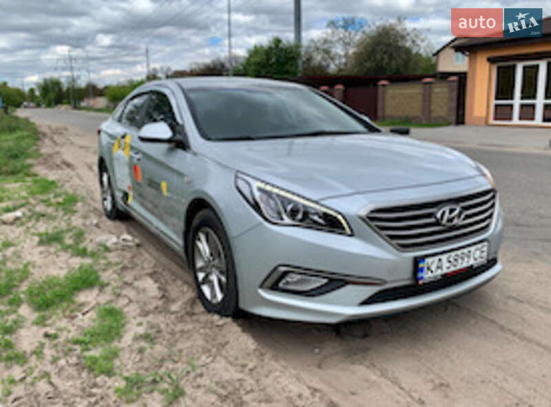 Седан Hyundai Sonata 2016 в Киеве