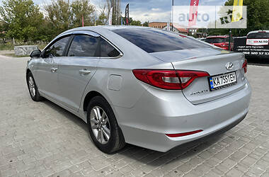 Седан Hyundai Sonata 2015 в Бердичеве