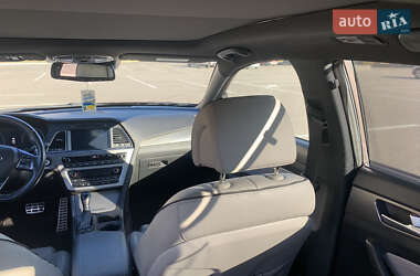Седан Hyundai Sonata 2015 в 