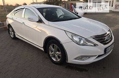 Hyundai Sonata 2013