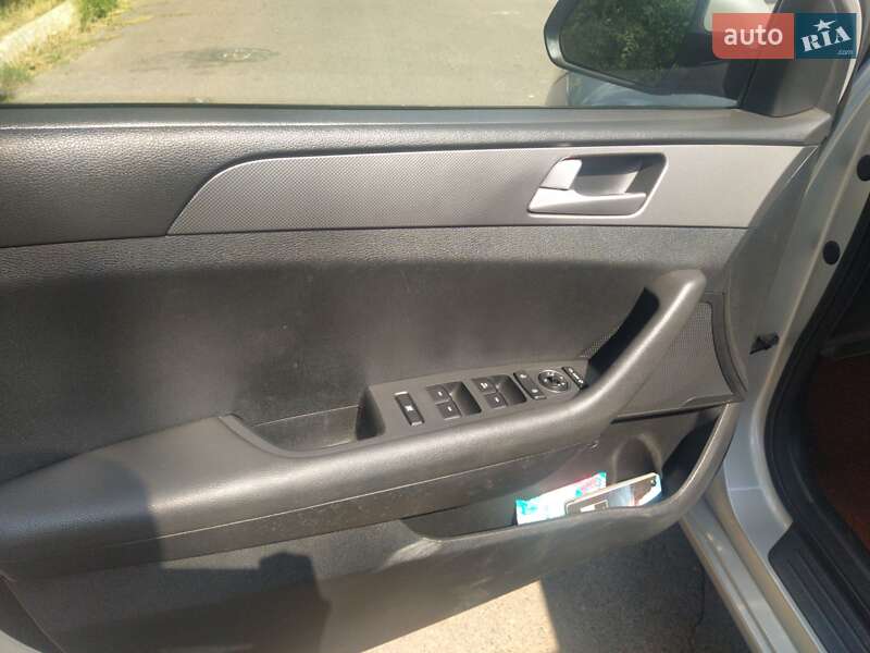 Седан Hyundai Sonata 2015 в Болграде фото 17 Седан Hyundai Sonata 2015 в Болграде