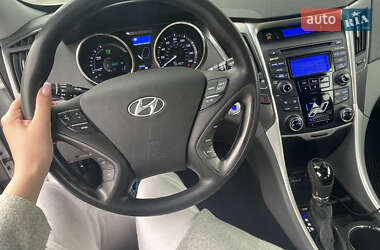 Седан Hyundai Sonata 2012 в 